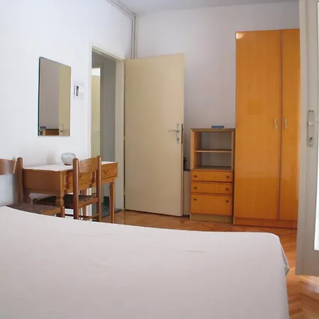 Aparments Ivanec Makarska