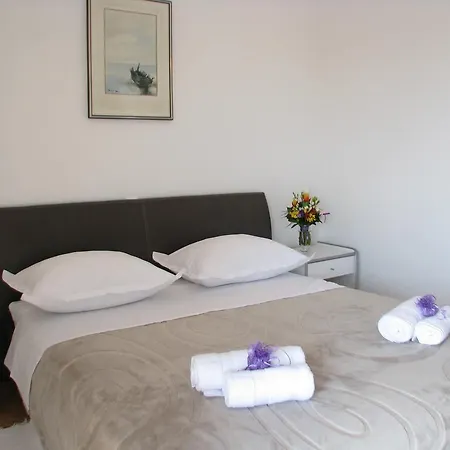 Aparments Ivanec Apartman